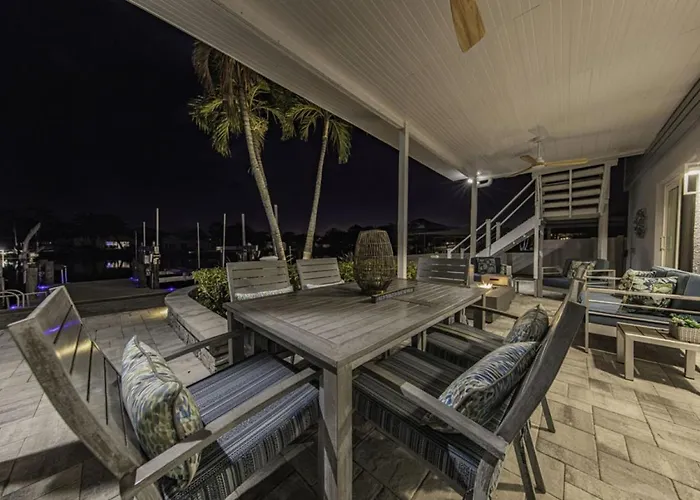 Azule Waterfront With Private Dock *