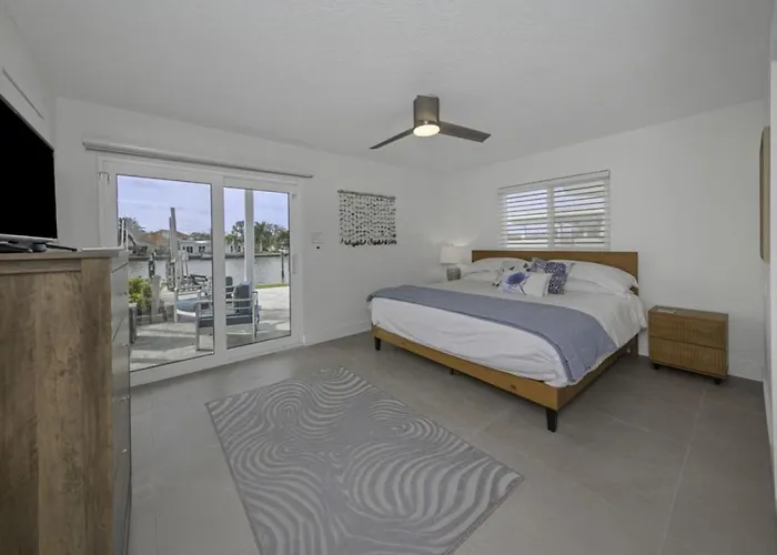 Azule Waterfront With Private Dock Villa Clearwater Beach
