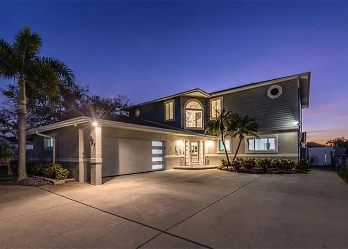 Azule Waterfront With Private Dock * Clearwater Beach