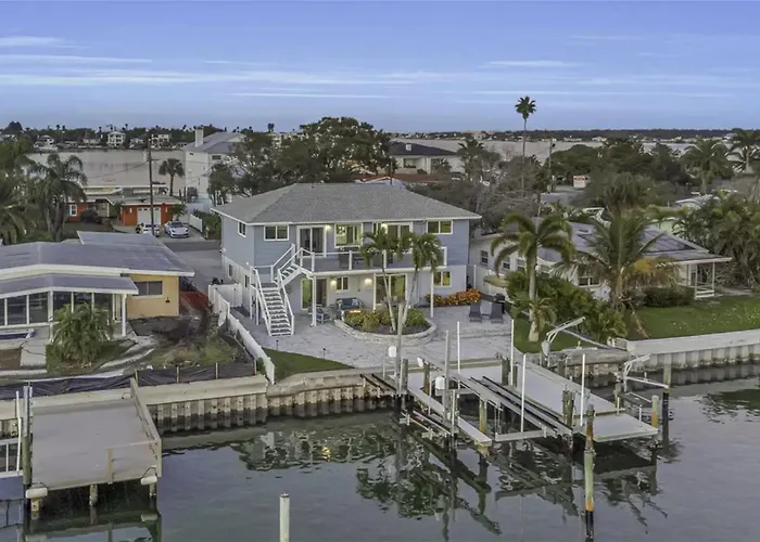 Azule Waterfront With Private Dock Villa